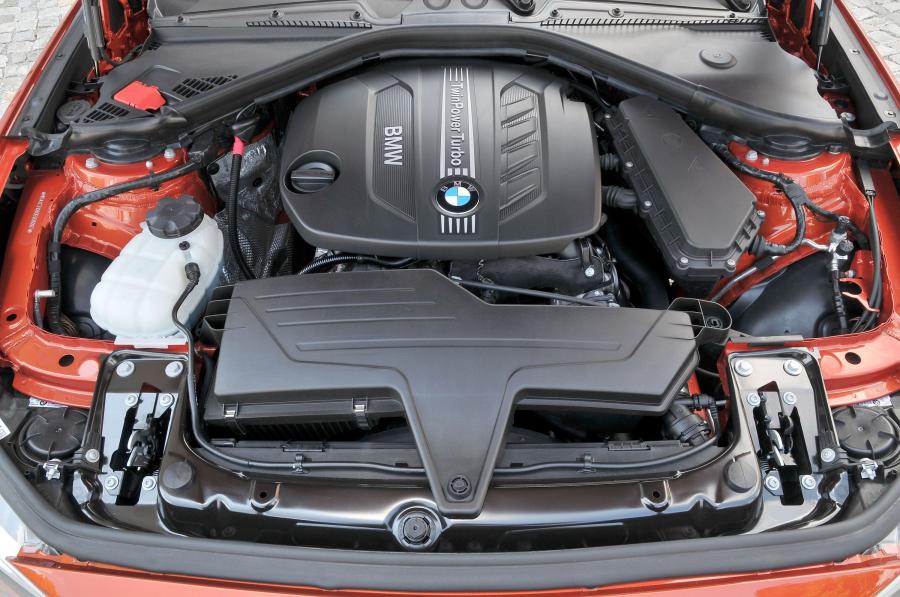  BMW 1-Series Urban Line 2012 года  (фото 3 из 82)